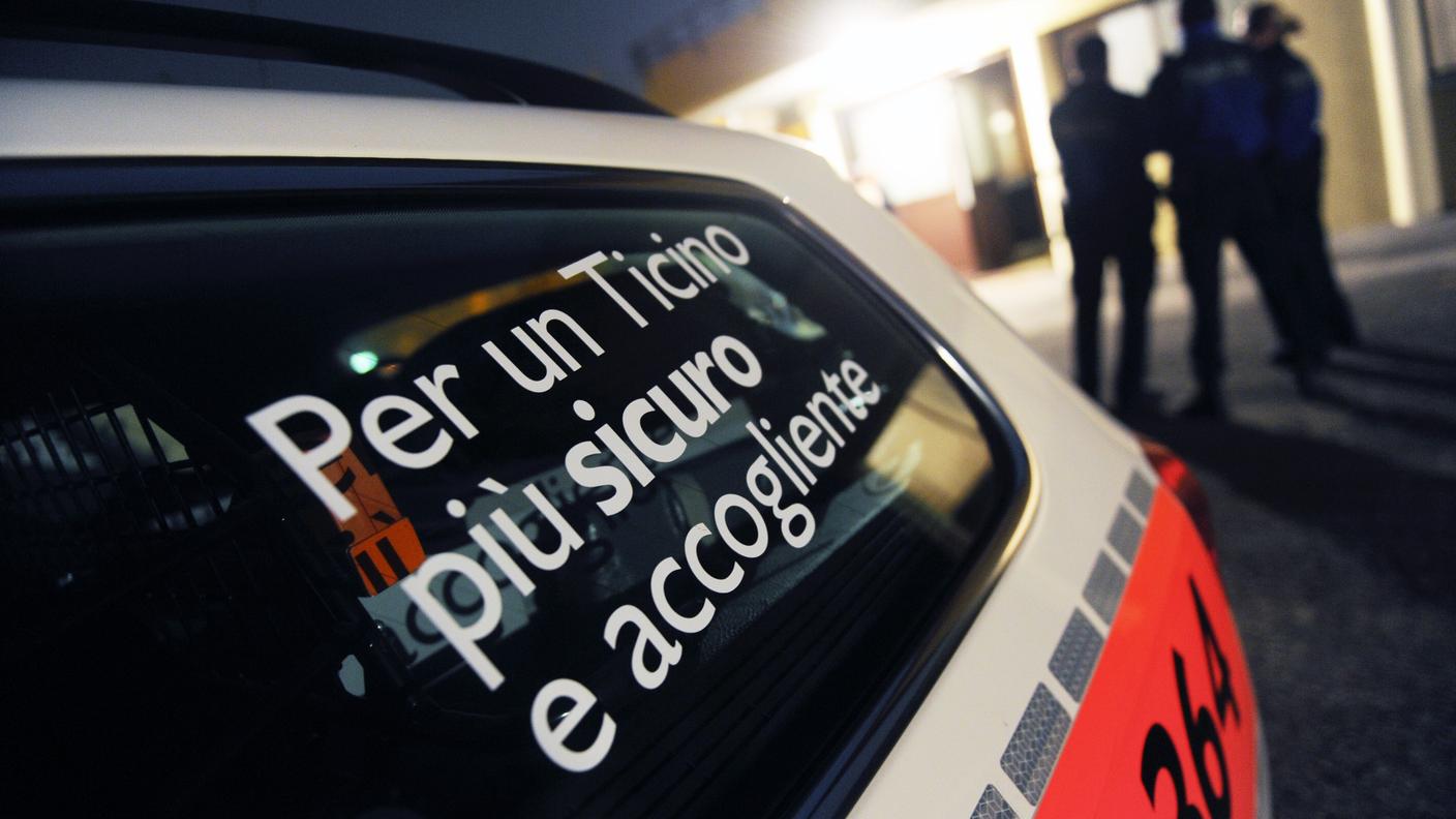 Impegno notturno per gli agenti