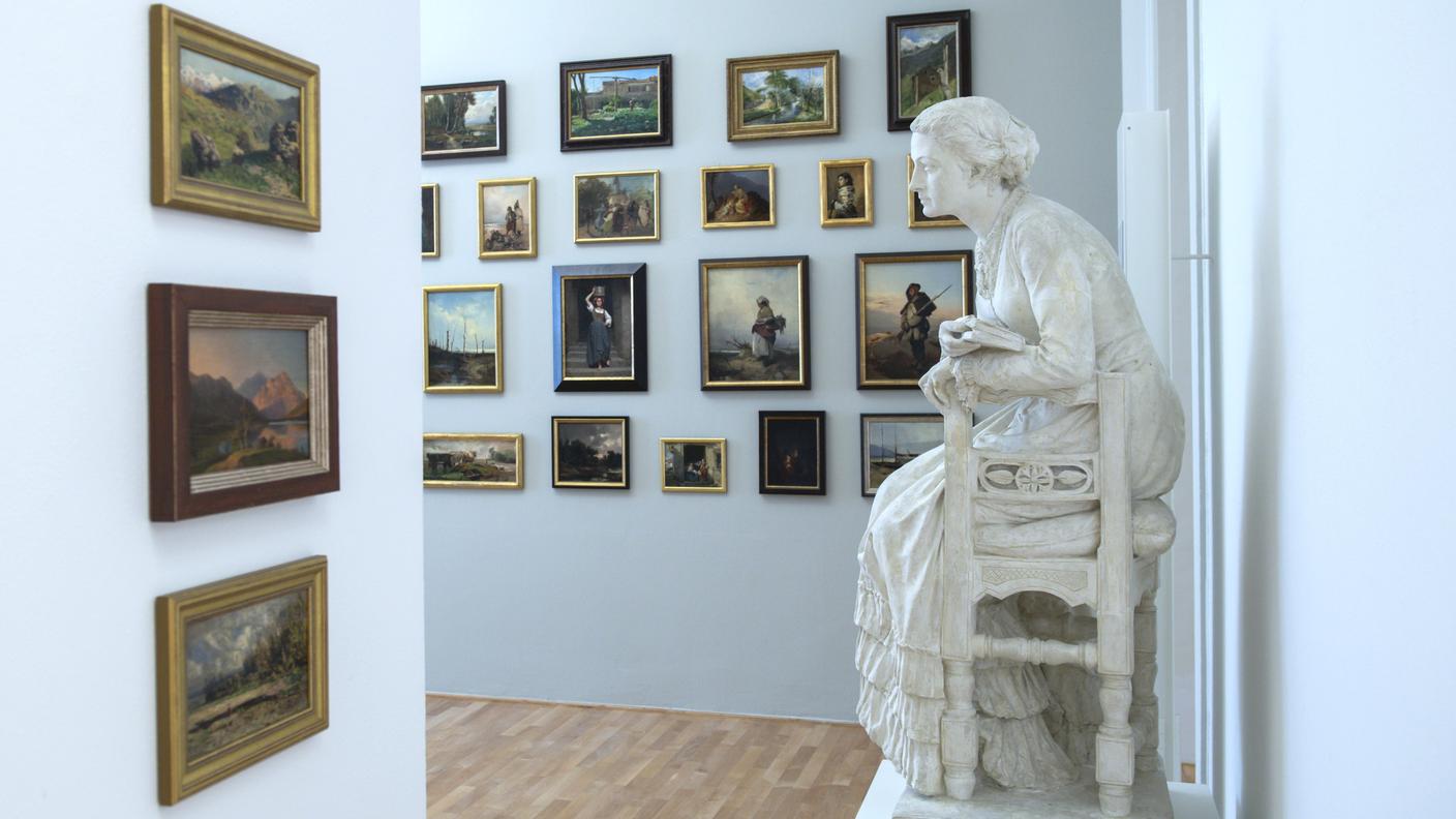 L'offerta va dalla pittura alla fotografia, passando per scultura, grafica e architettura
