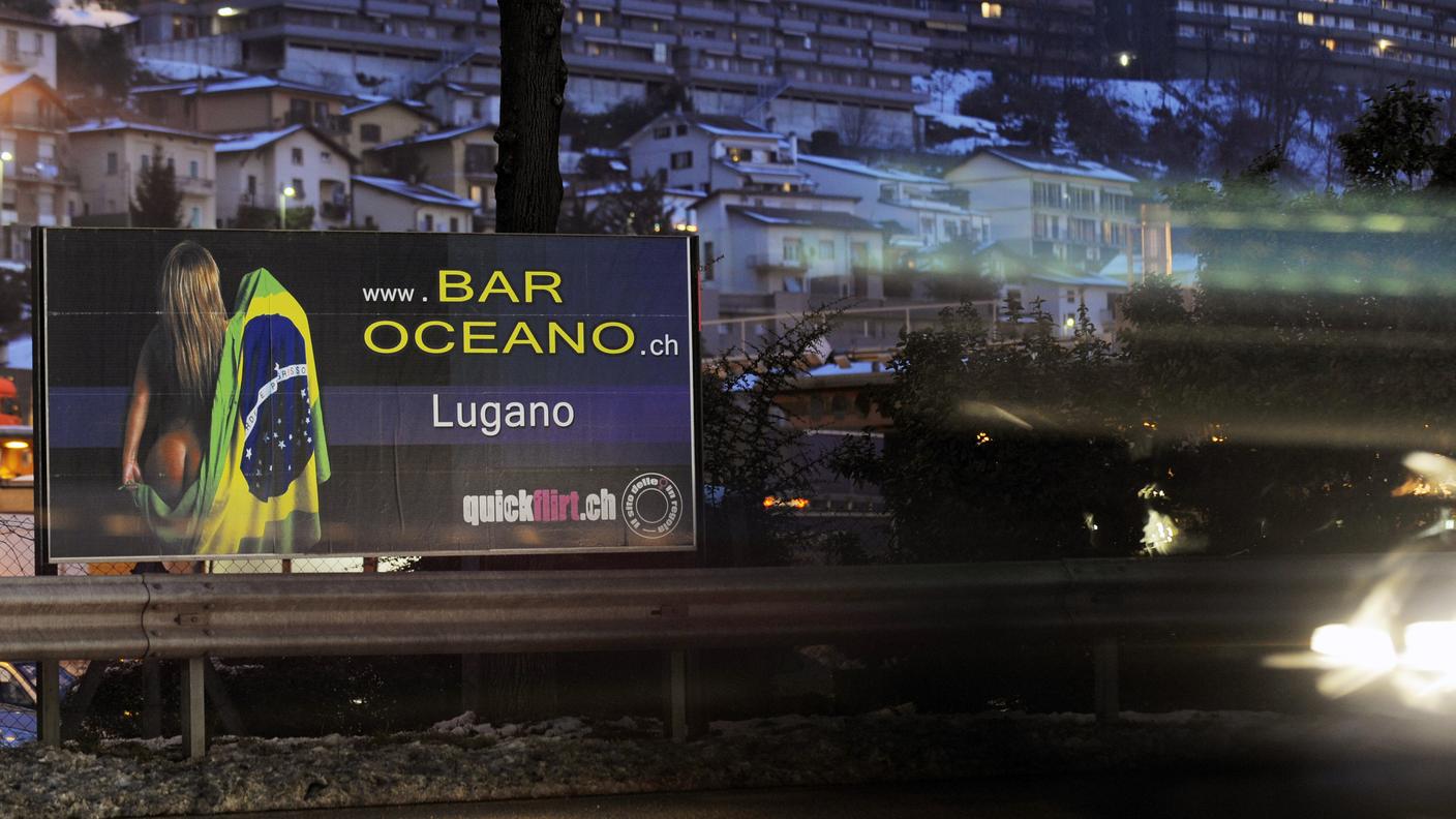 Un cartellone del Bar Oceano