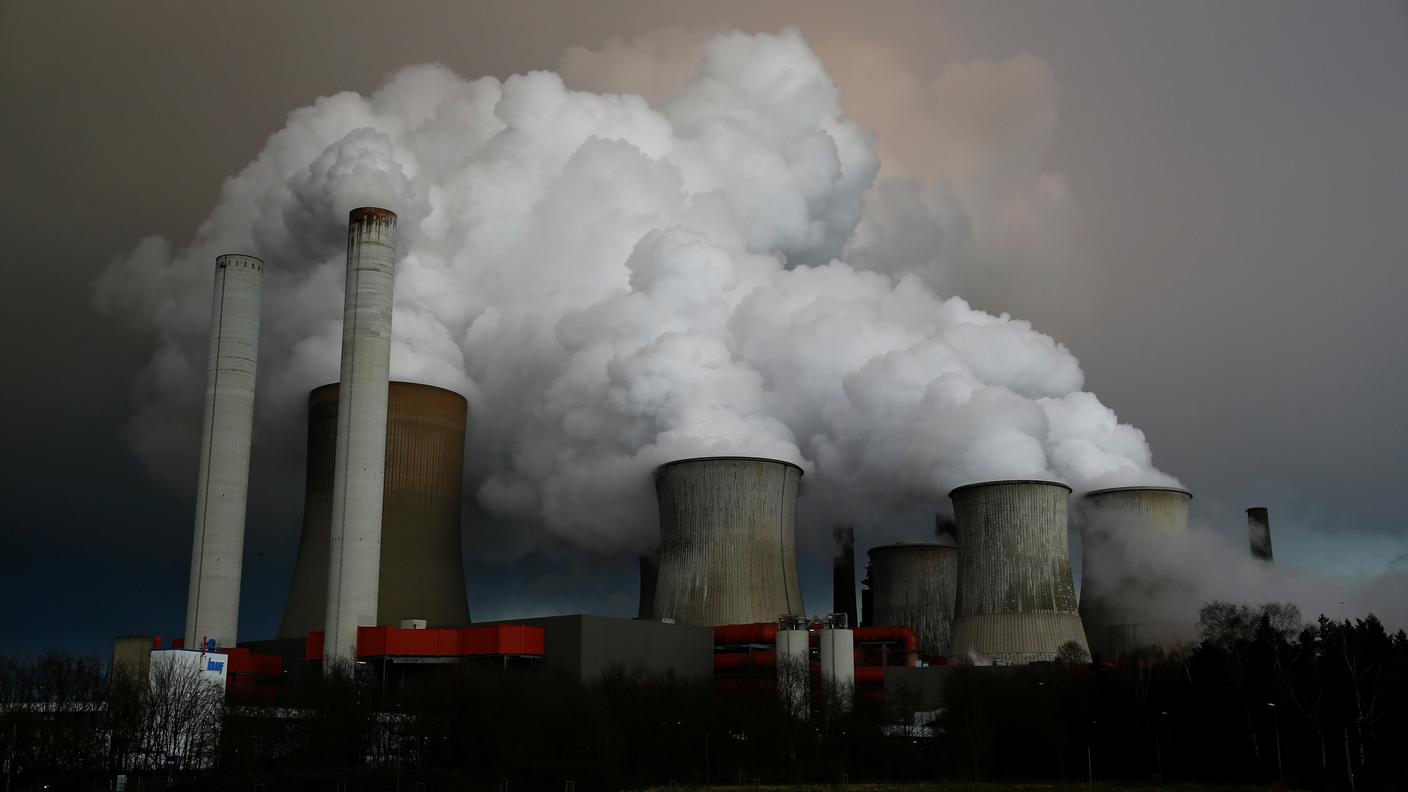 Contrari alla legge alcuni rappresentanti dell'industria automobilistica, dei trasporti, del petrolio