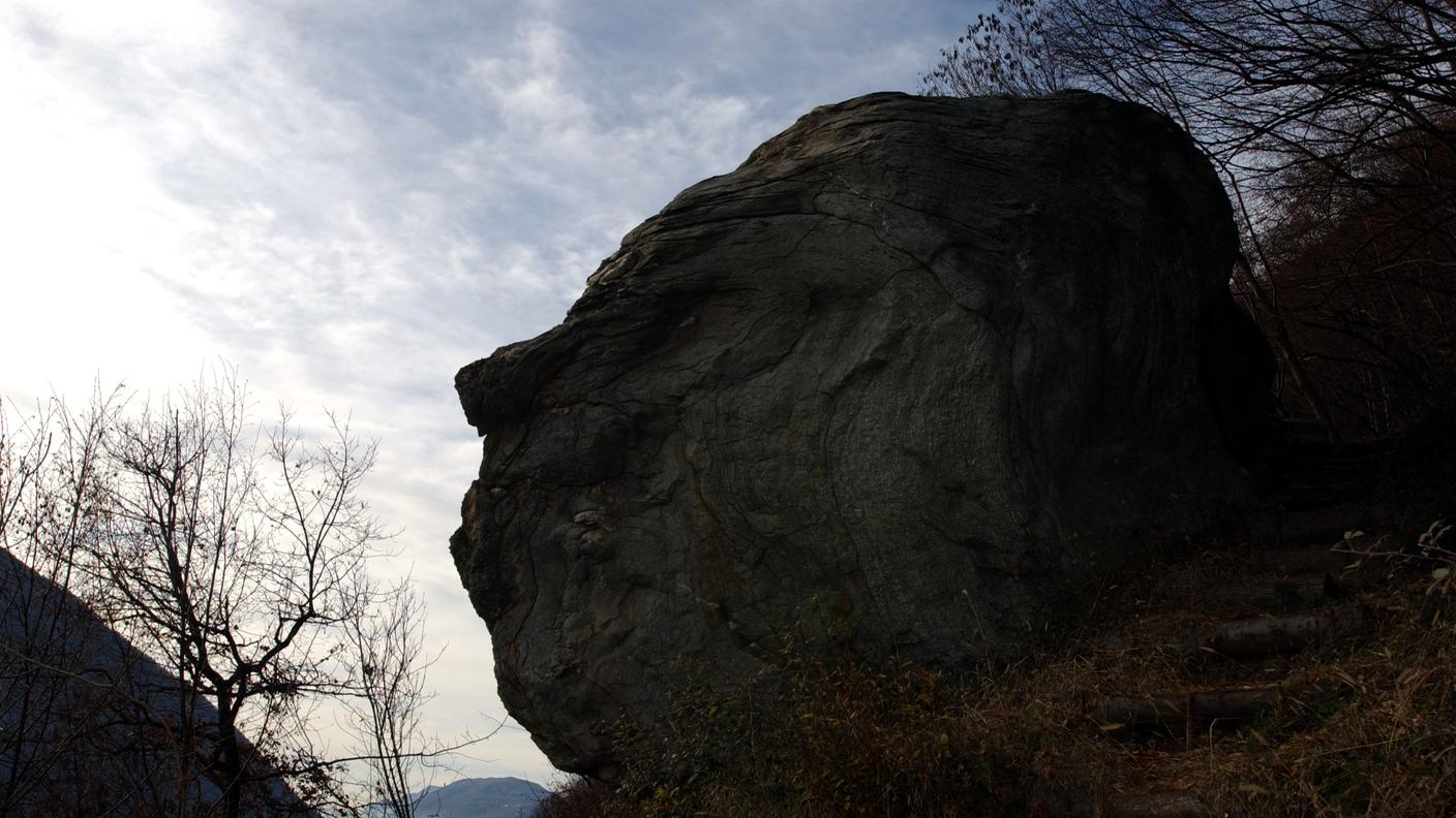 Il Sasso della Predescia (sasso della strega) a Gandria