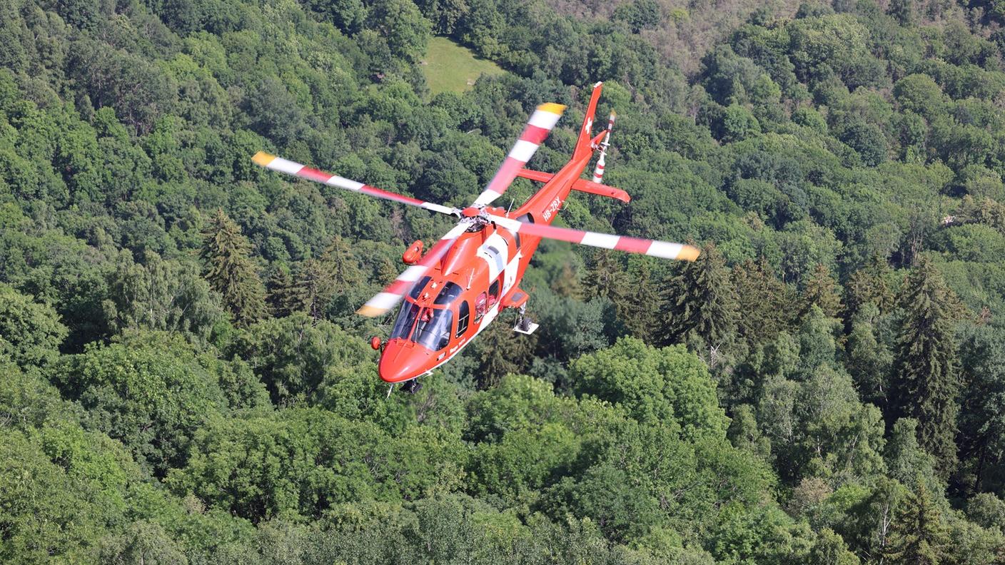 L'elicottero della REGA in volo