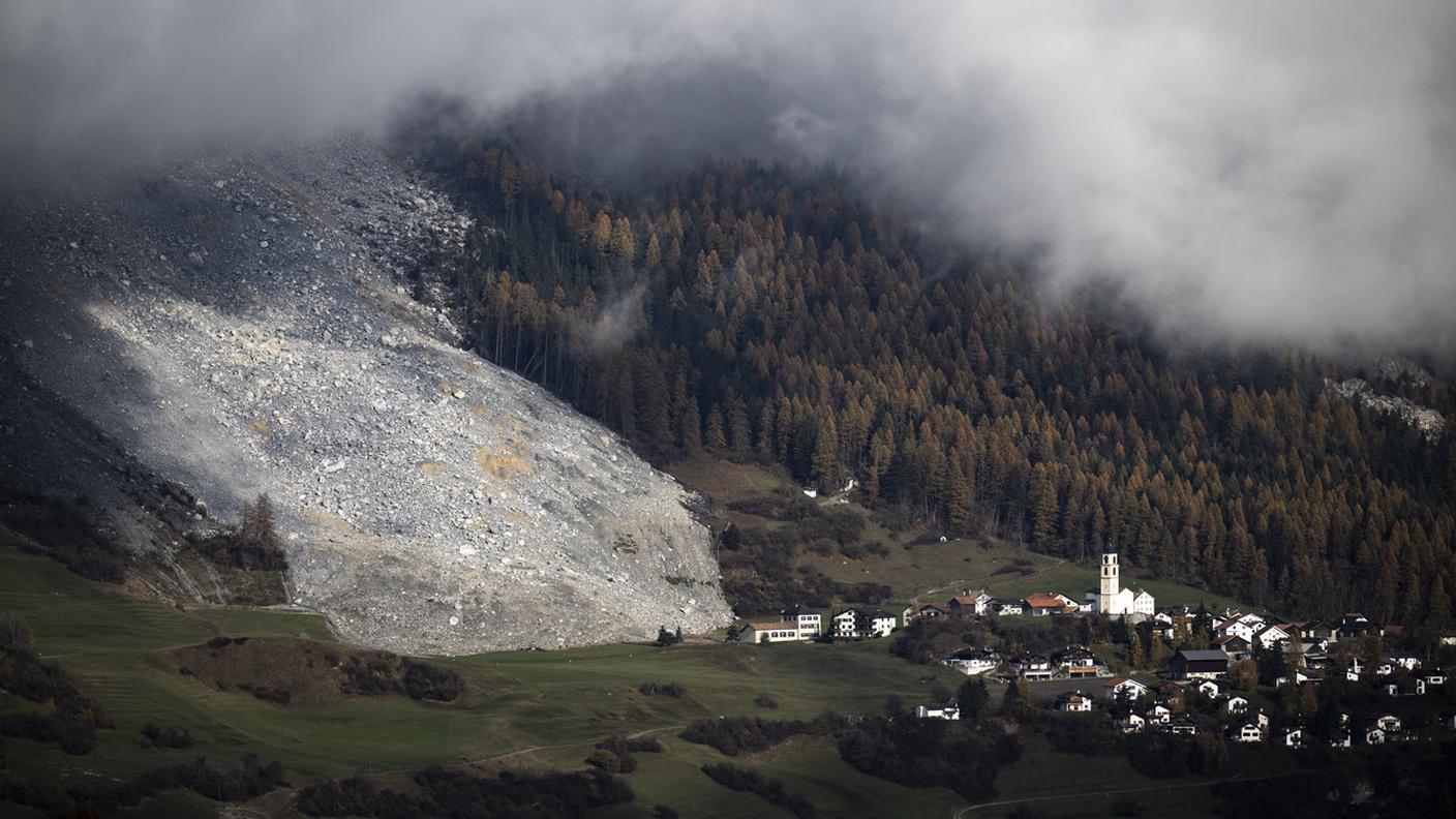 La frana che incombe su Brienz