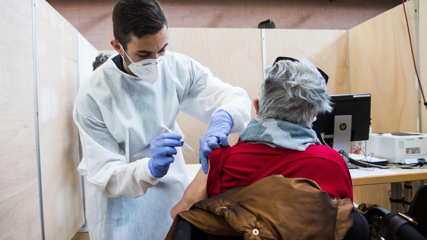 A Rivera il primo centro di vaccinazione anti Covid-19 per anziani over 85