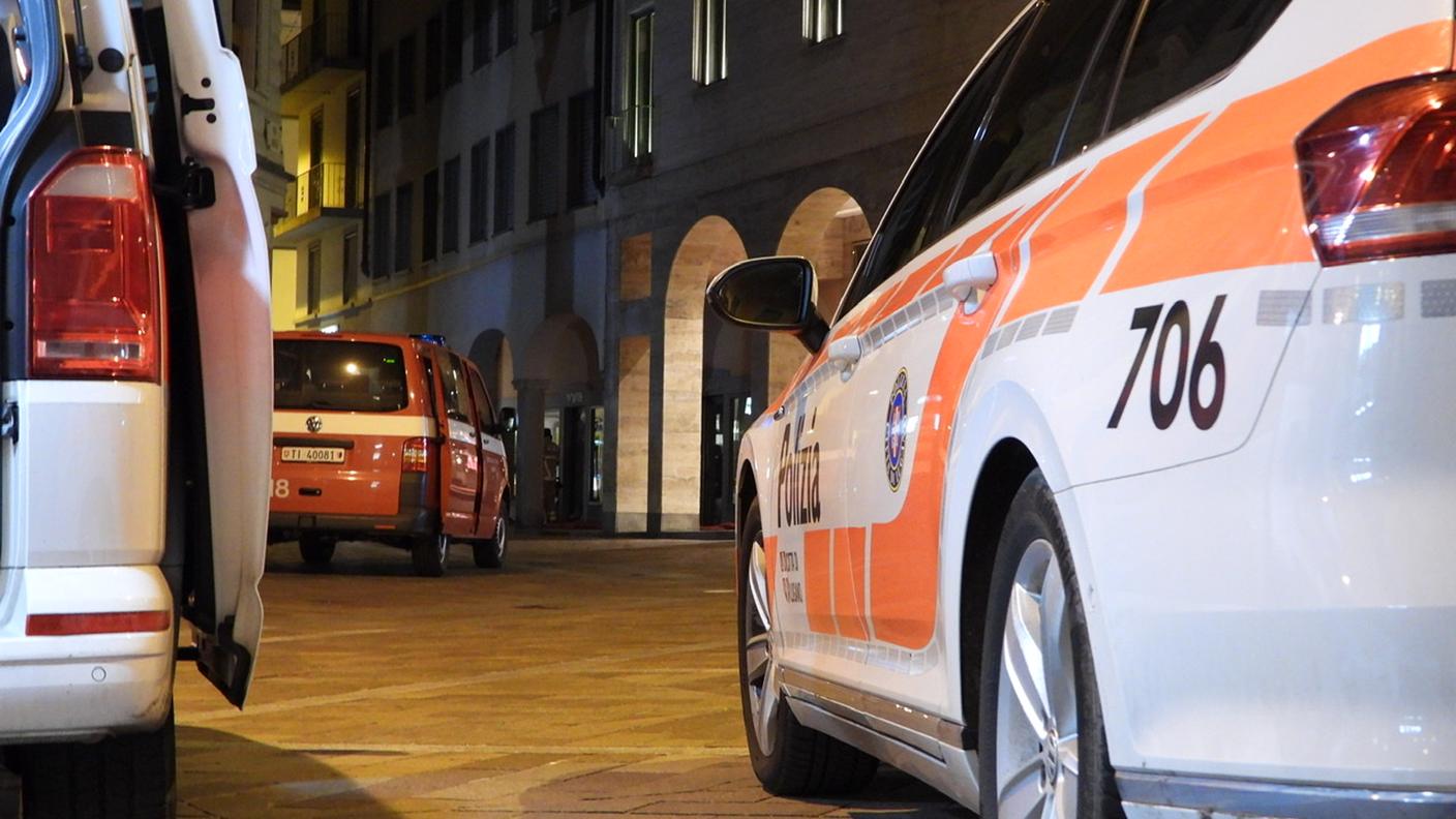 Il negozio era stato distrutto dalle fiamme il 12 febbraio