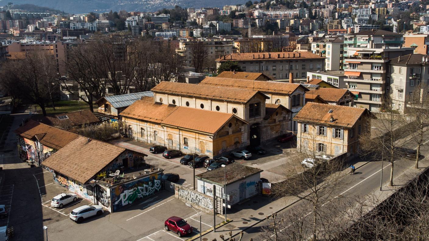 Le autorità avevano dato 20 giorni di tempo agli autogestiti per lasciare gli edifici