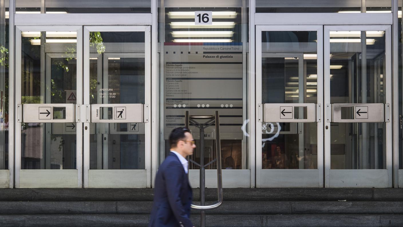 Il processo si basa sui racconti delle due parti