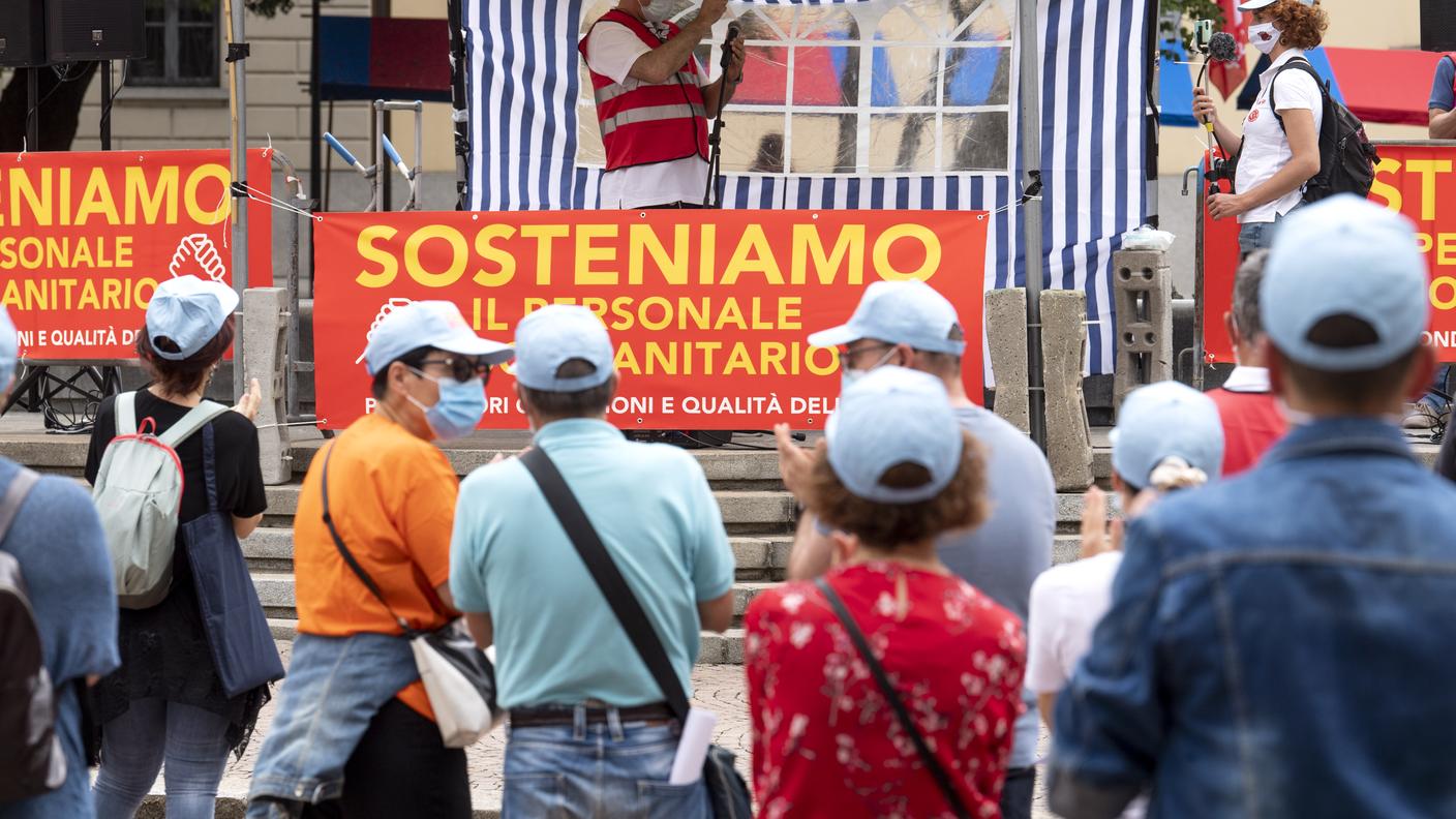 Mobilitazione in Piazza Governo