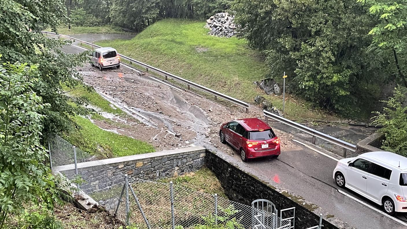 Frane e smottamenti in Valle di Muggio