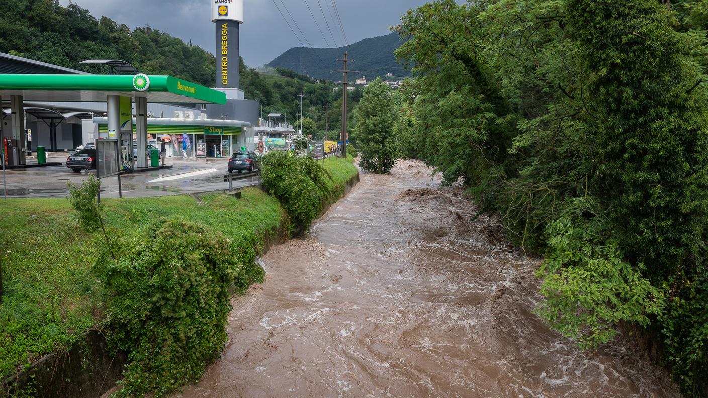 Il fiume Breggia ha raggiunto una portata di quasi 300 volte la media mensile