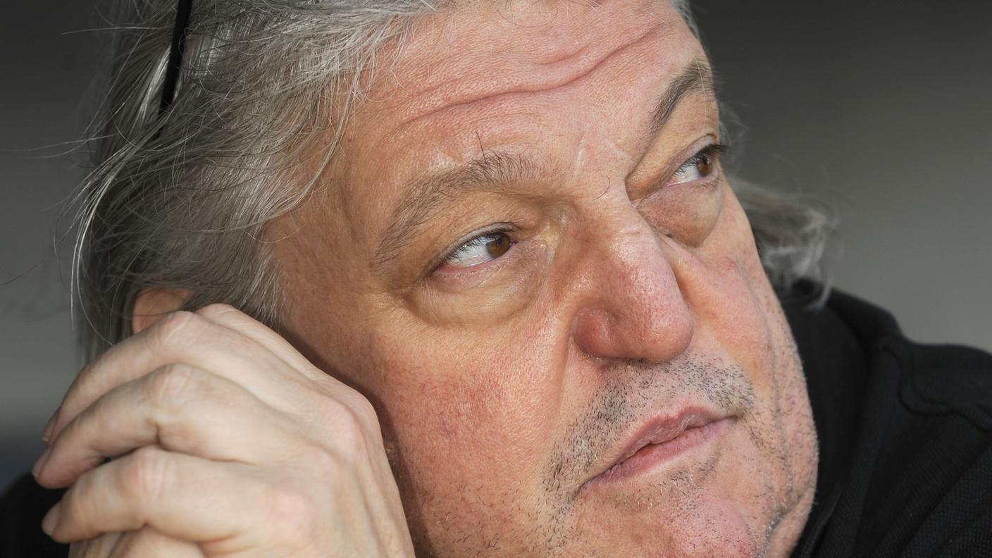 Bignasca, patrizio di Sonvico, ma domiciliato a Lugano, fondò il Mattino della Domenica nel 1990 con Flavio Maspoli, con cui l'anno dopo creò la Lega dei Ticinesi, di cui è stato presidente a vita