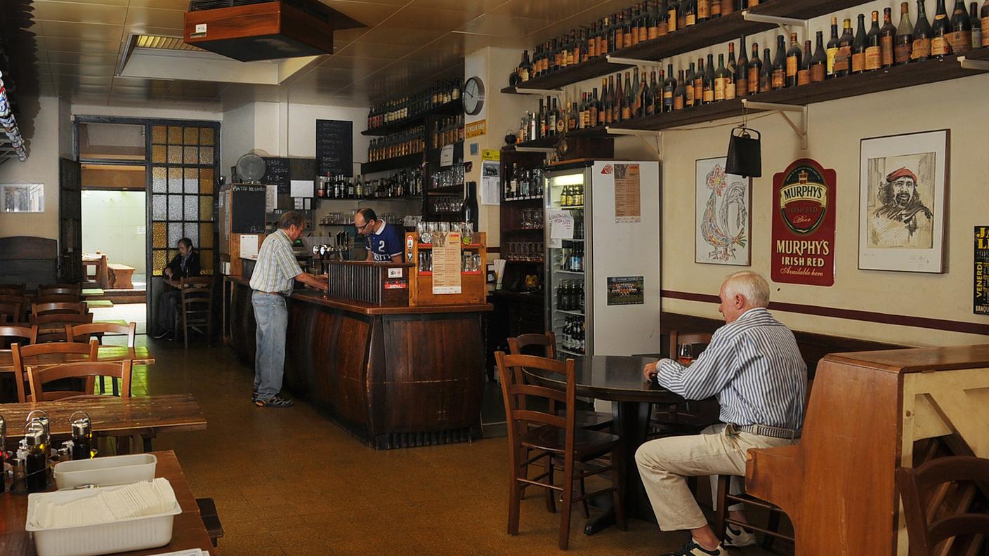 L'interno dell'osteria Canetti a Locarno