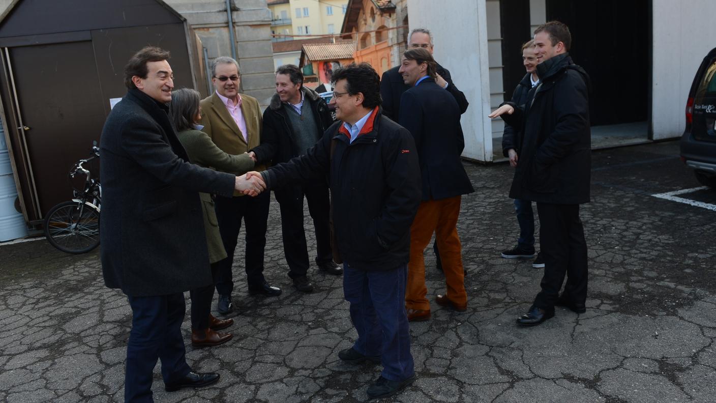 Il Municipio guidato dal sindaco Marco Borradori accolto all'ex Macello dal direttore del Dicastero giovani ed eventi Claudio Chiapparino