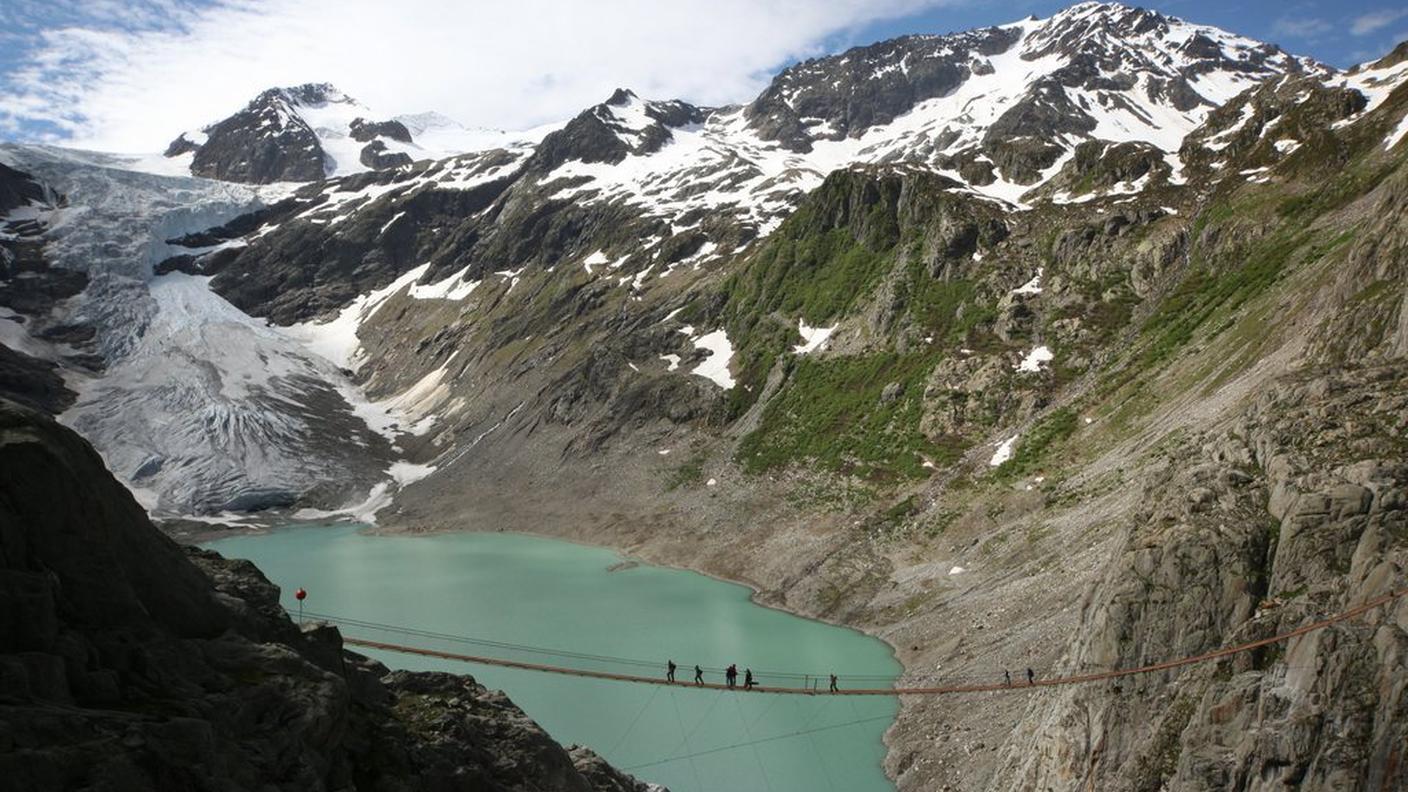 L'esempio del Trift insegna: passerelle del genere attirano frotte di turisti