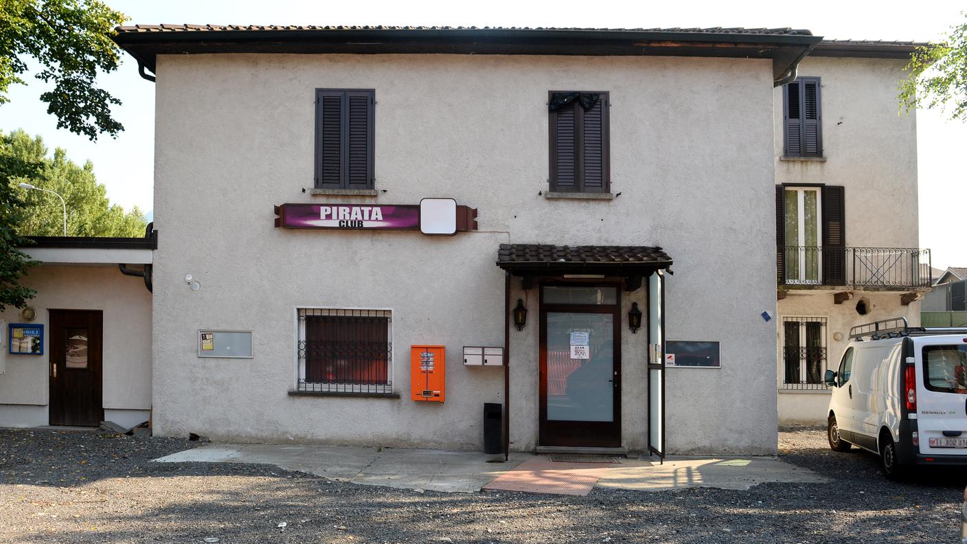 Lo stabile che ospita il night club Pirata