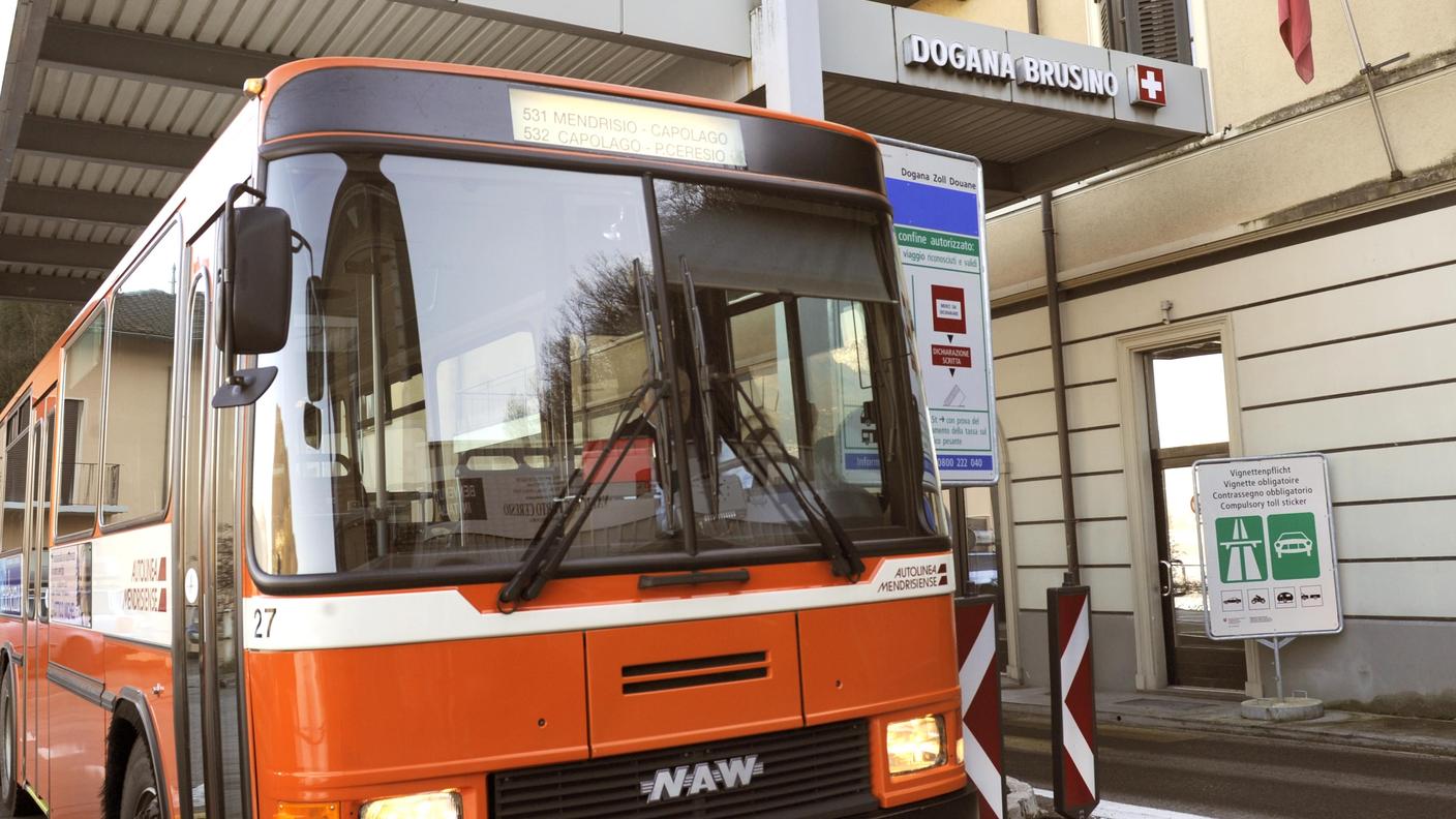 Il servizio verso Porto Ceresio è garantito dal 2009, in base ad una regolare concessione federale