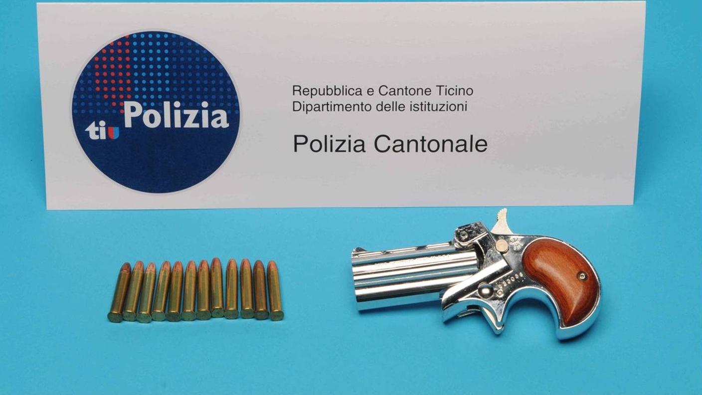 cs polizia melano 2.jpg