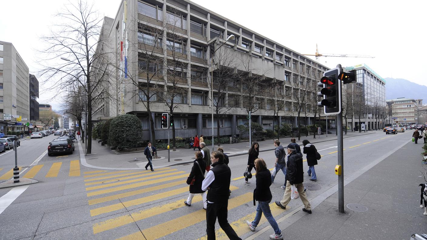 palazzo di giustizia lugano 2009 tp.jpg