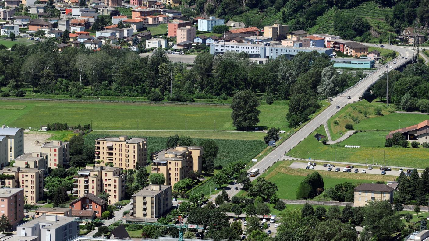 Una veduta dall'alto di Via Tatti a Bellinzona