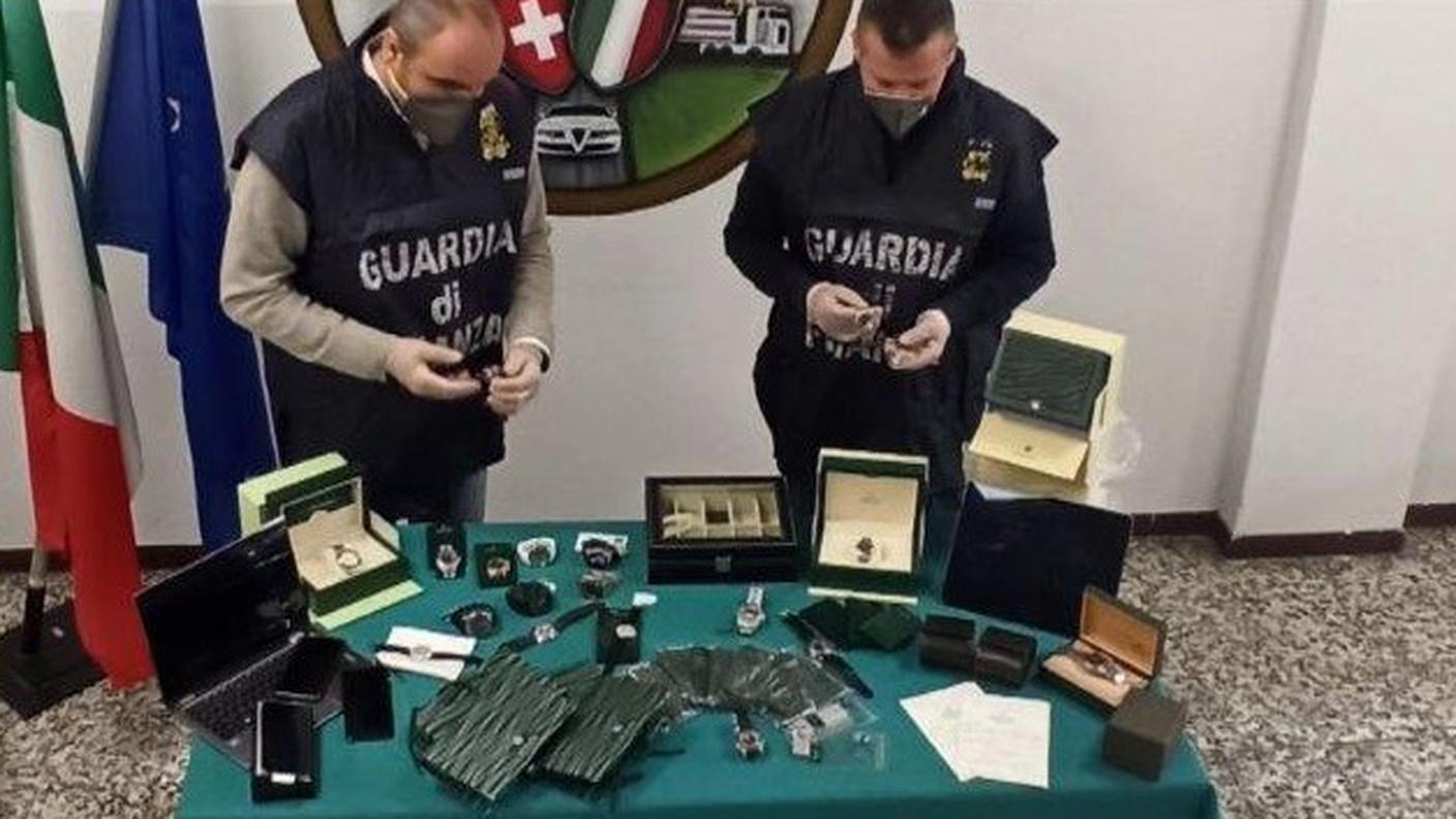 Una parte della merce sequestrata
