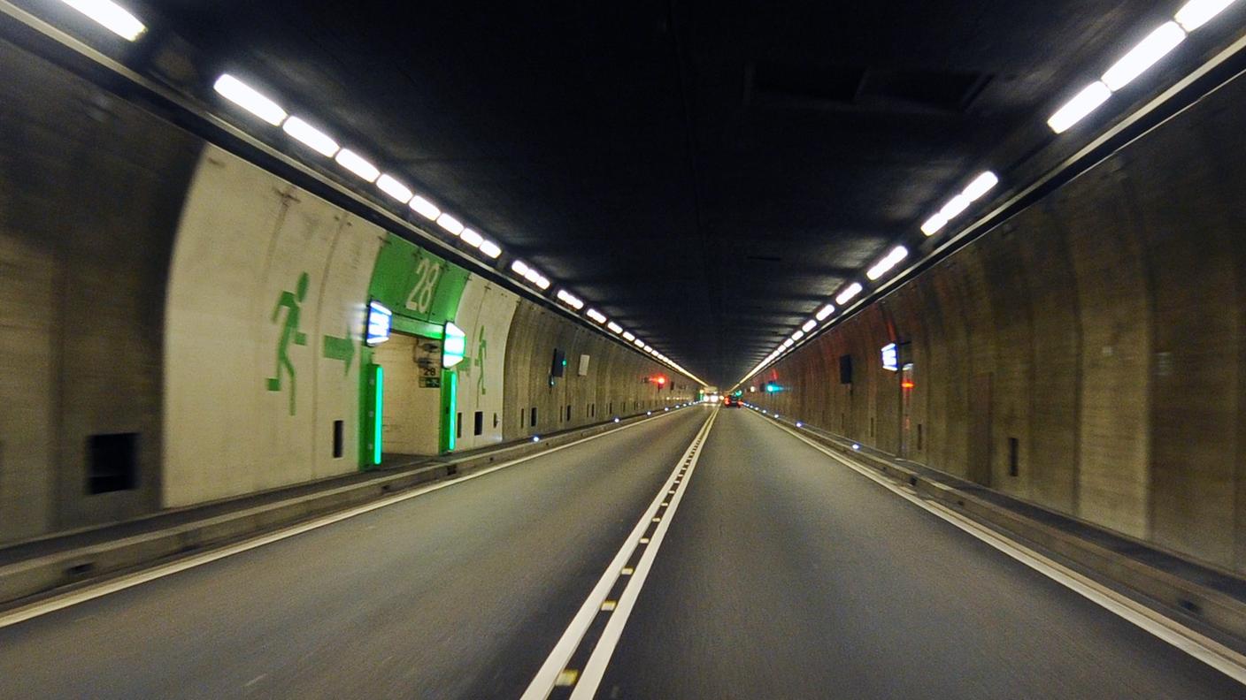 San Gottardo galleria 1.6.2012 tp.jpg