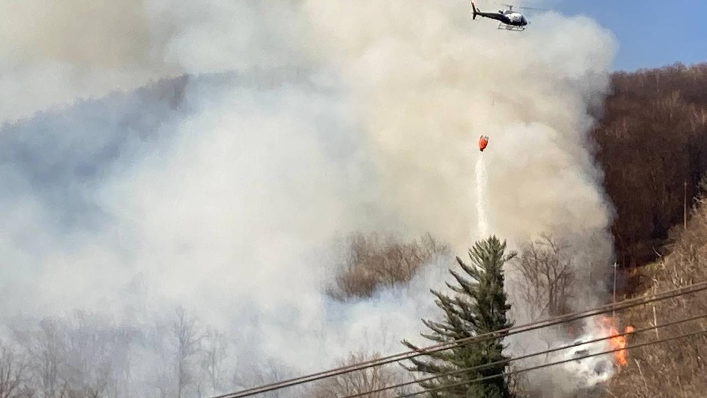 L'incendio si è sviluppato sabato pomeriggio