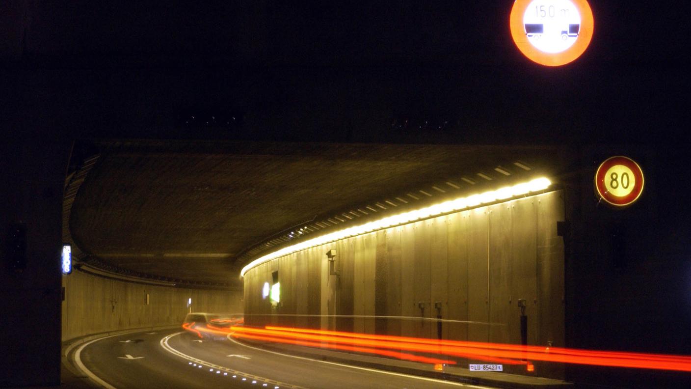 gotthard tunnel reuters.jpg