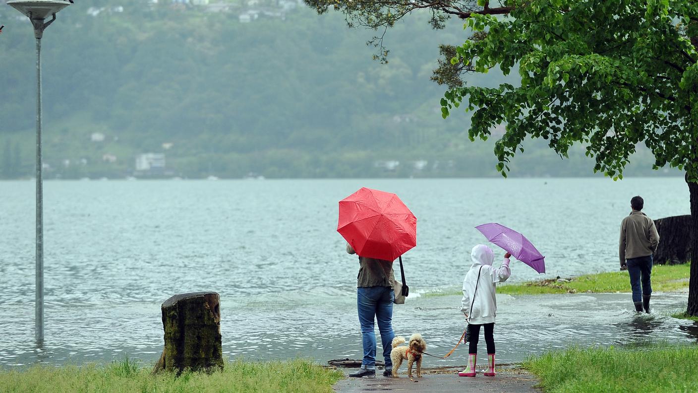 lago maggiore 19 maggio 2013tp.jpg