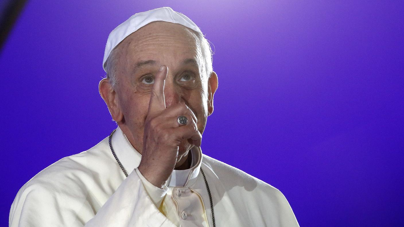 Papa Franscesco indica la via ai fedeli