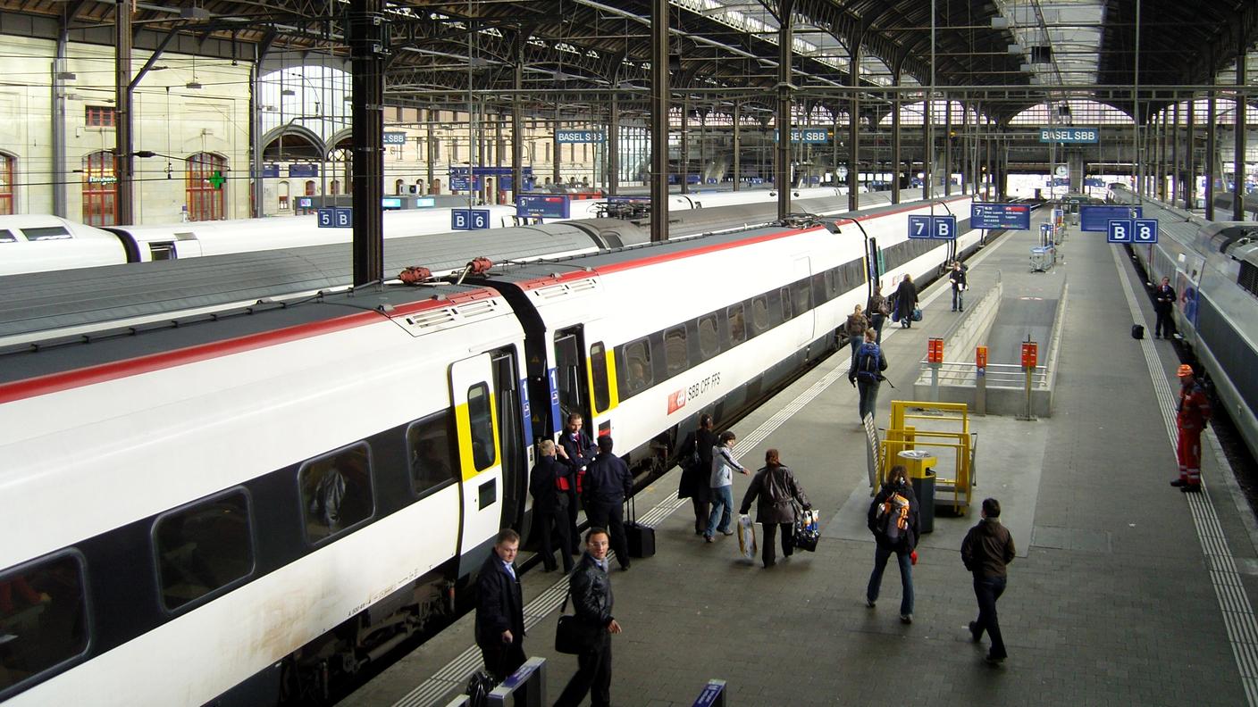 Treni_ffs_basilea.jpg