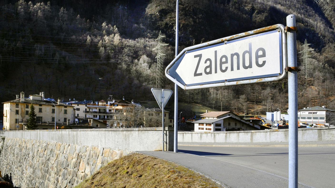 Malviventi in azione nella frazione di Zalende, a Brusio