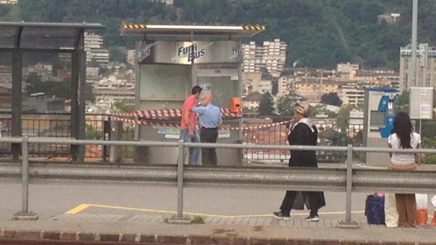 La biglietteria danneggiata