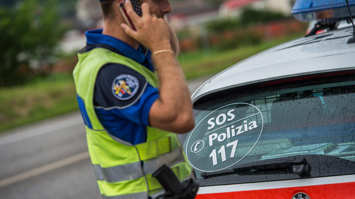 Agente al lavoro