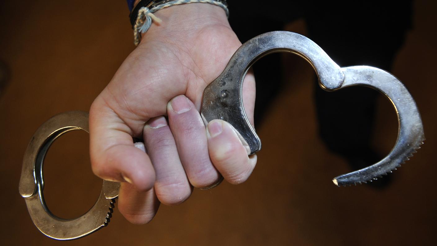 Volevano passare da un valico non presidiato