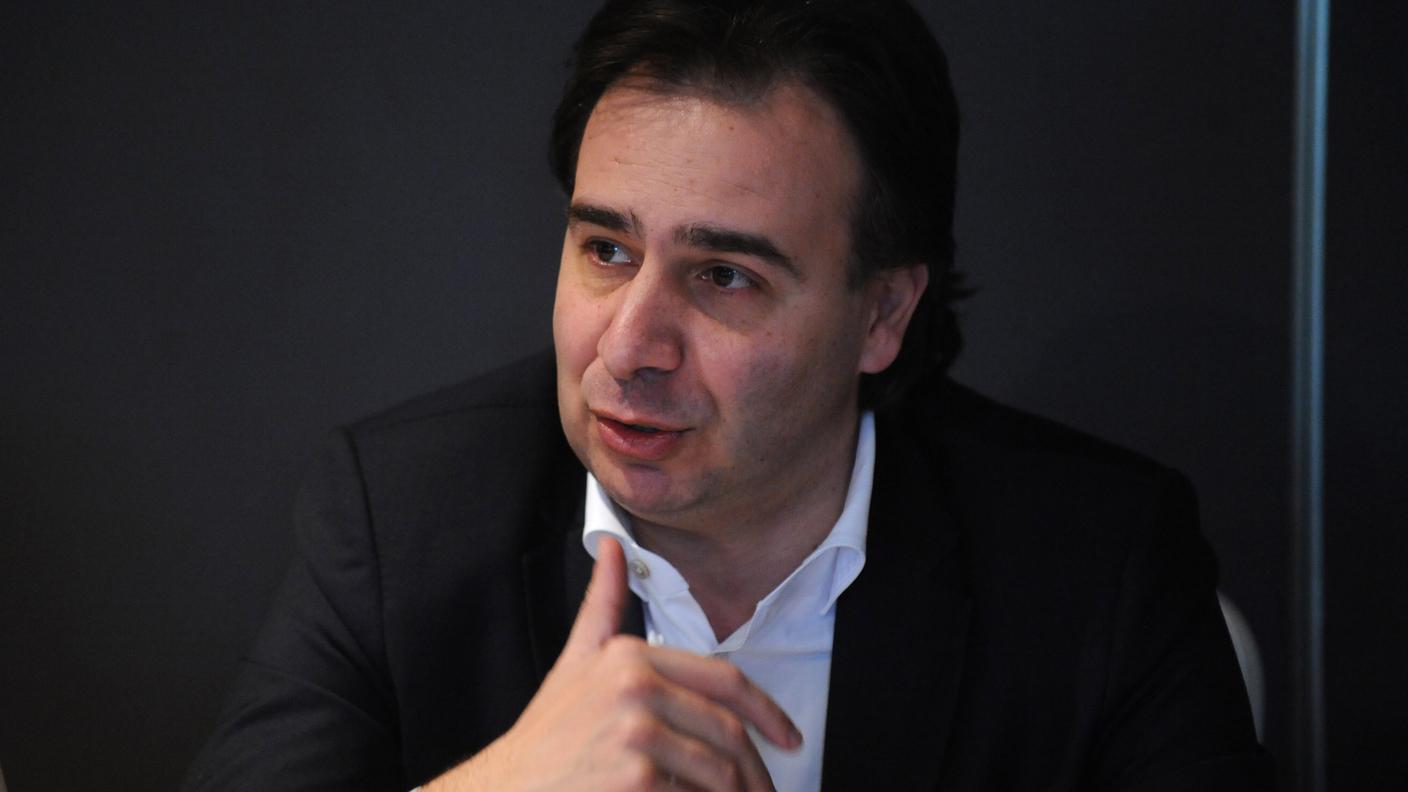 Il politico intende rimanere nel Legislativo come indipendente