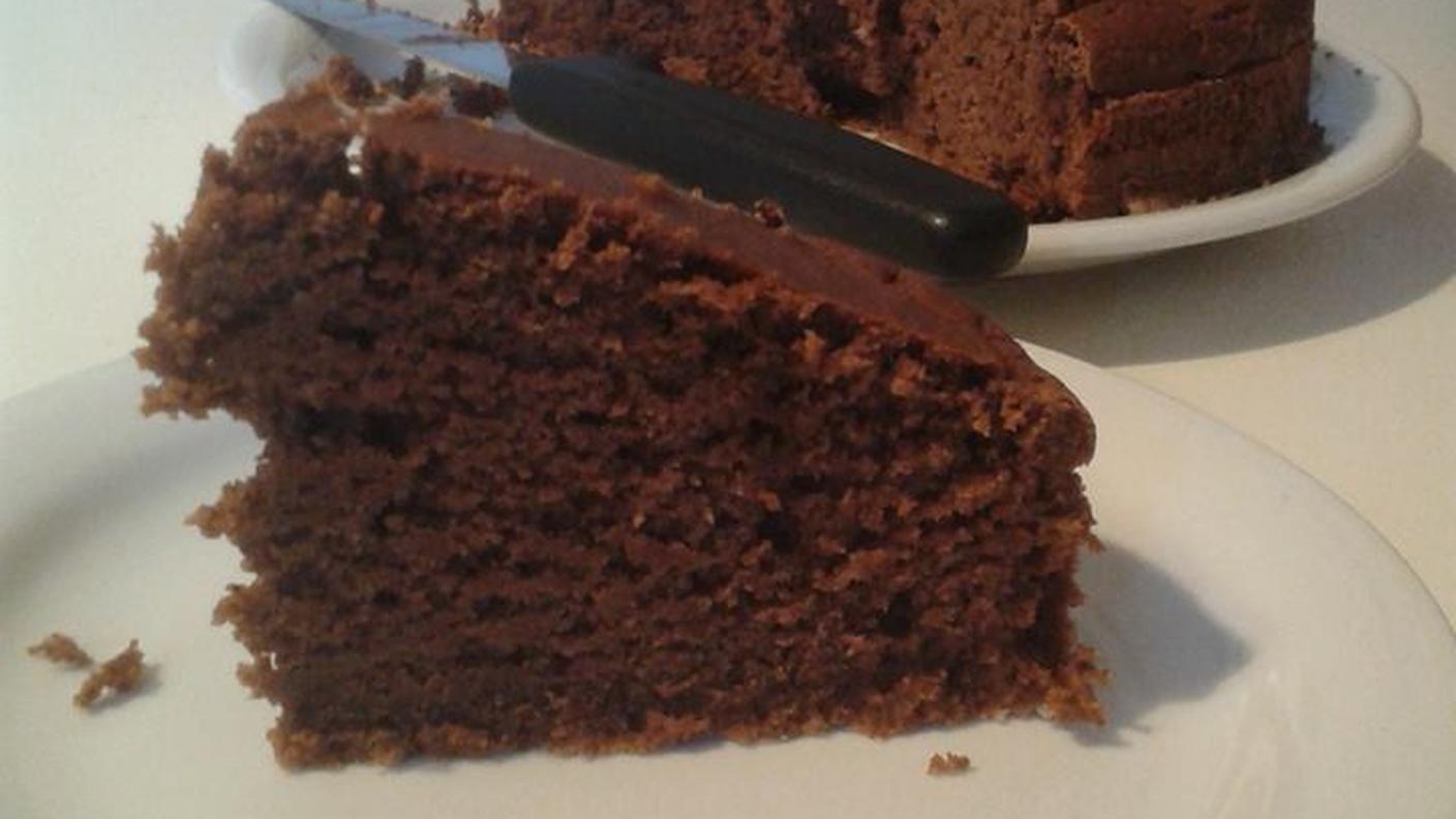 Torta al cioccolato vegana con purea di castagne 