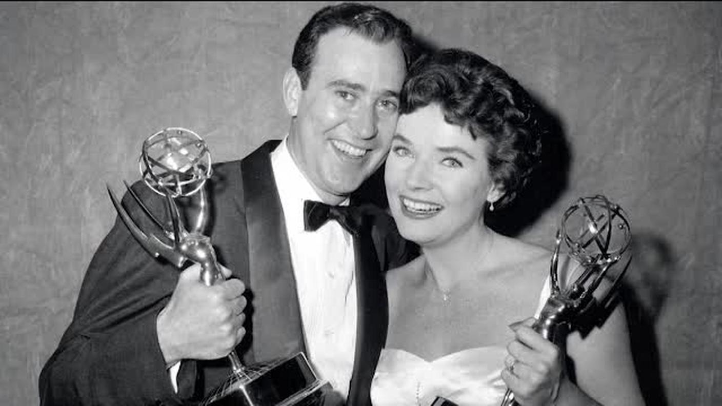 TG  [La1] 2020-06-30 20:26:16 - È morto Carl Reiner