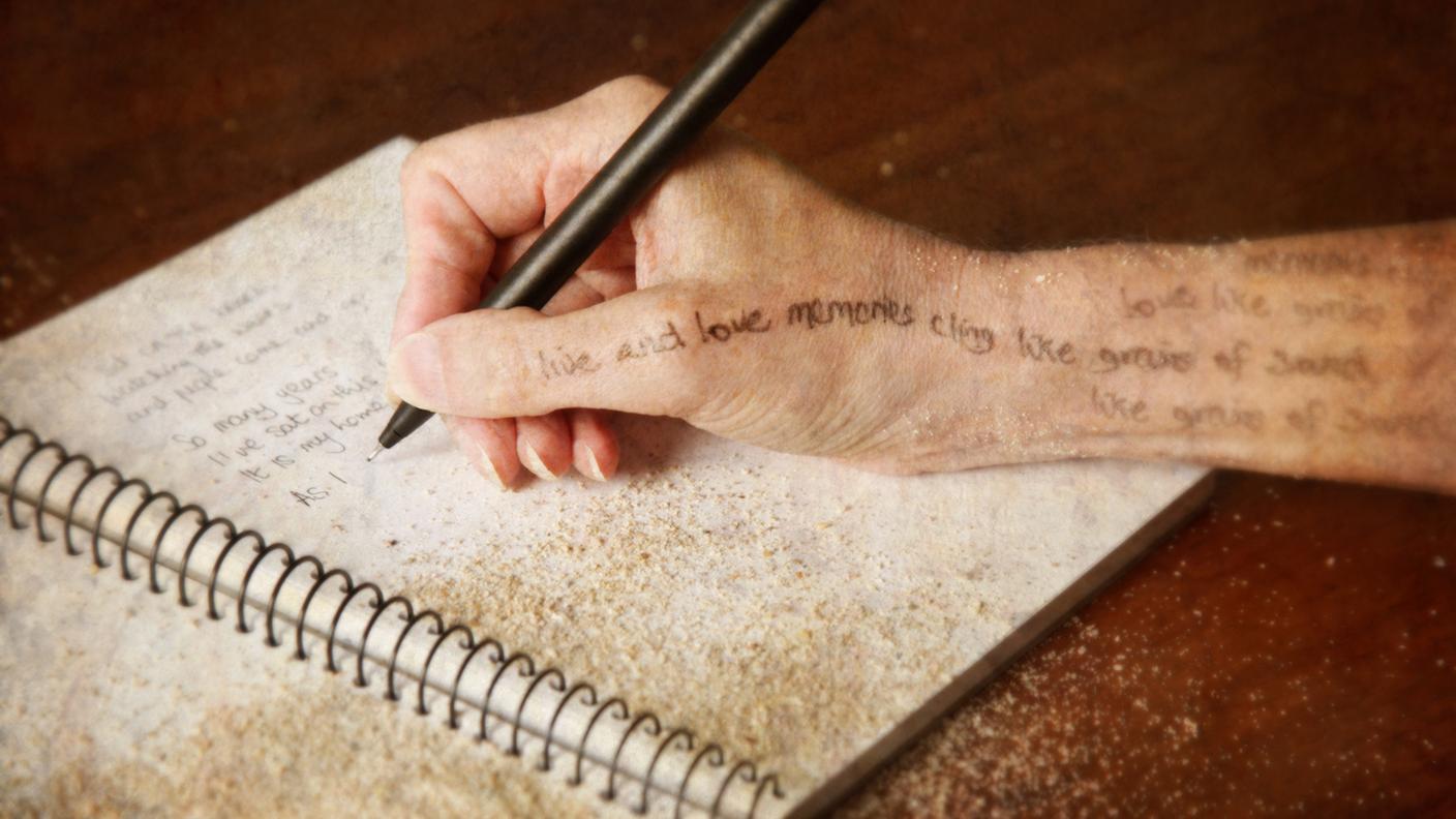 iStock-crittura a mano, Scrivere, Penna, Mano umana, Testo