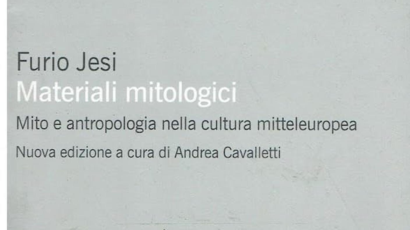 "Materiali mitologici. Mito e antropologia nella cultura mitteleuropea" di Furio Jesi, Piccola Biblioteca Einaudi (copertina)