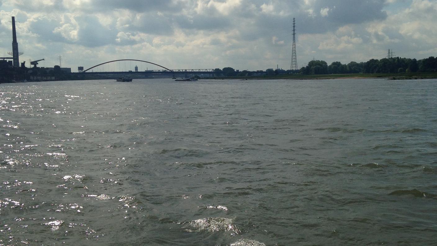 Il porto fluviale di Duisburg