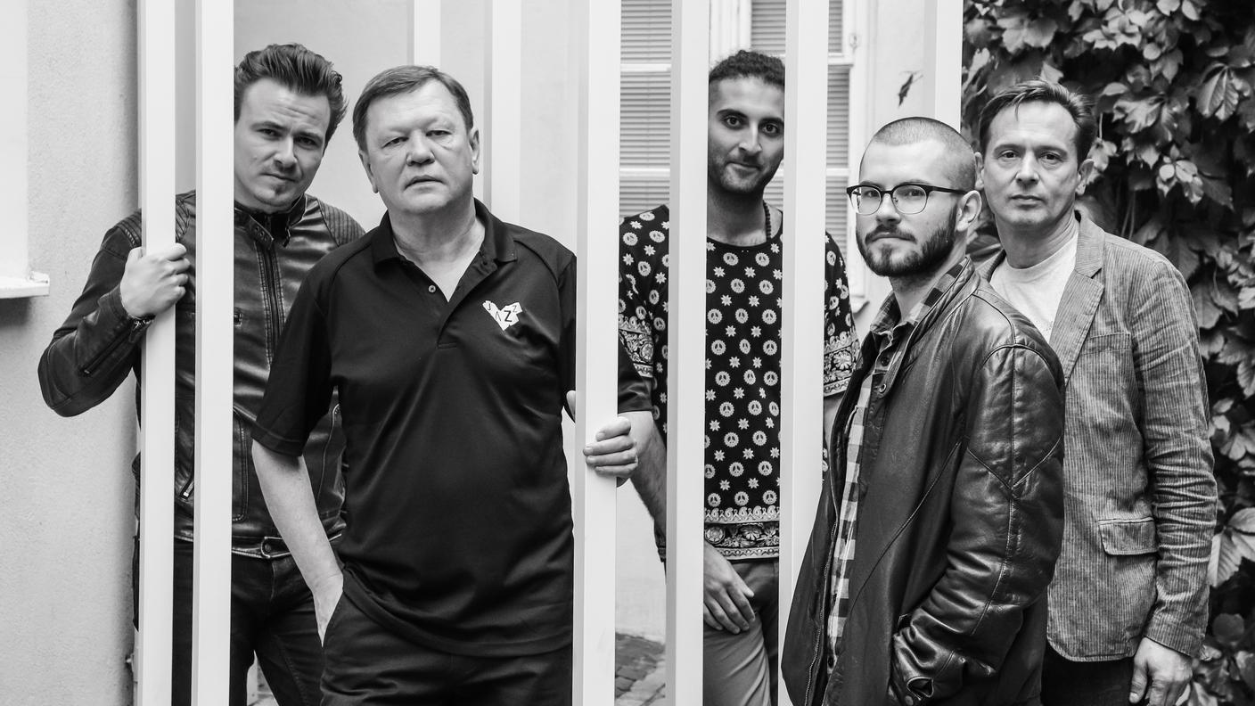 Dainius Pulauskas Acoustic Group