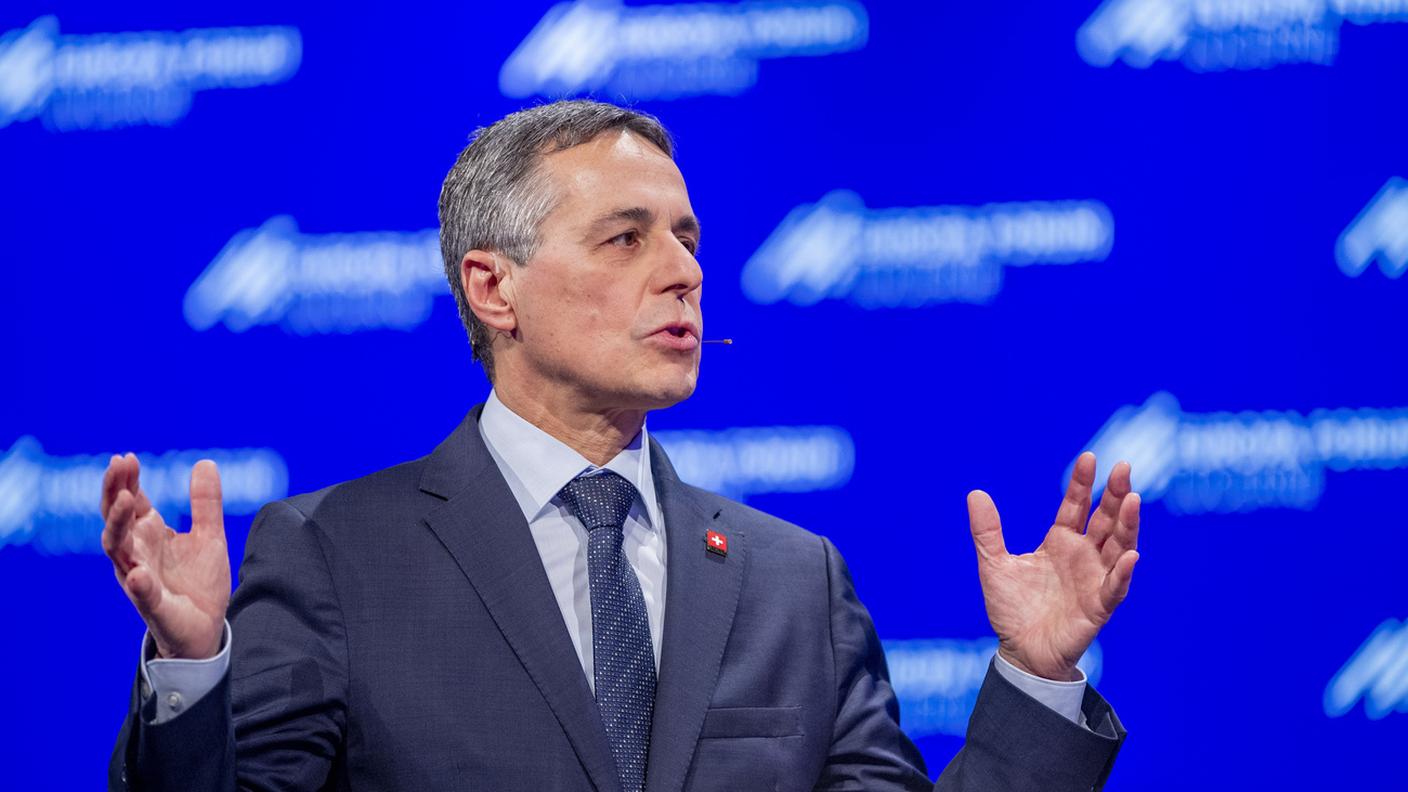 Ignazio Cassis durante il discorso d'apertura dell'Europa Forum di Lucerna lo scorso 24 novembre