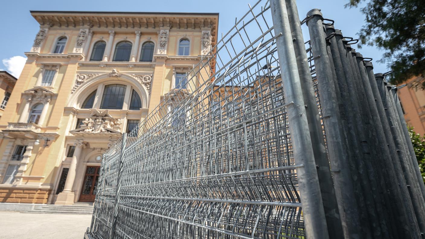 Le scuole sotto pressione