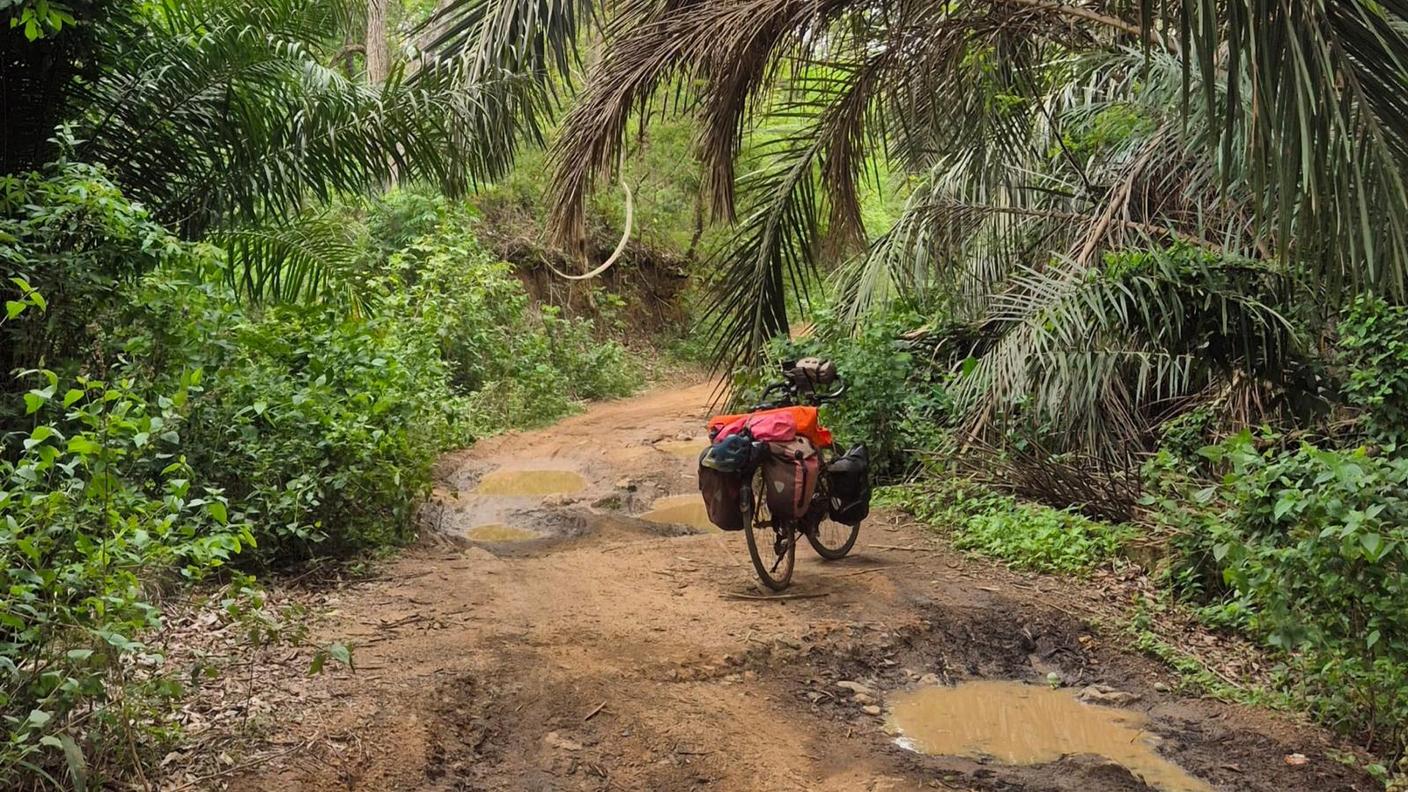Giorno 144, verso Villaggio Gbentu, Sierra Leone