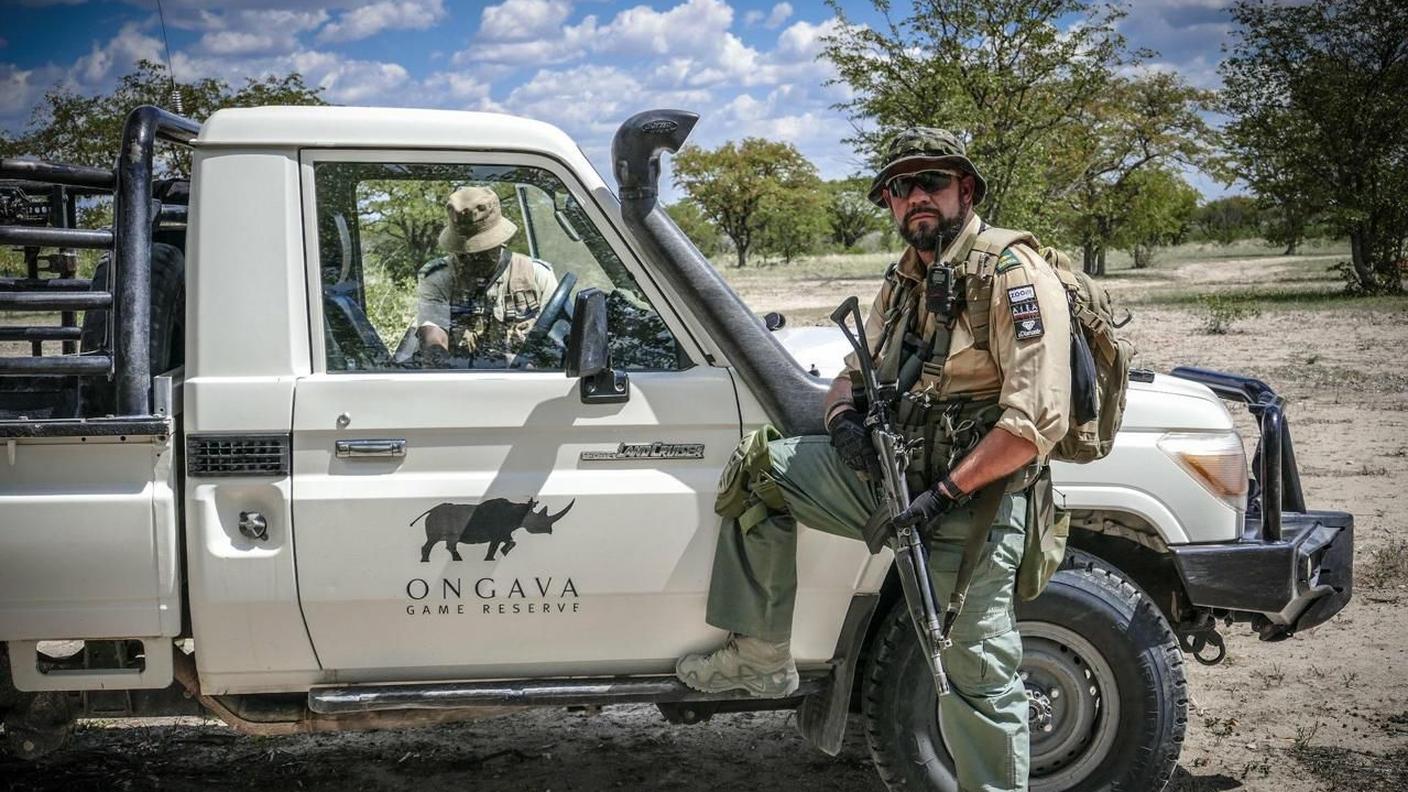 Davide Bomben in Botswana nelle saline del Makgadikgadi
