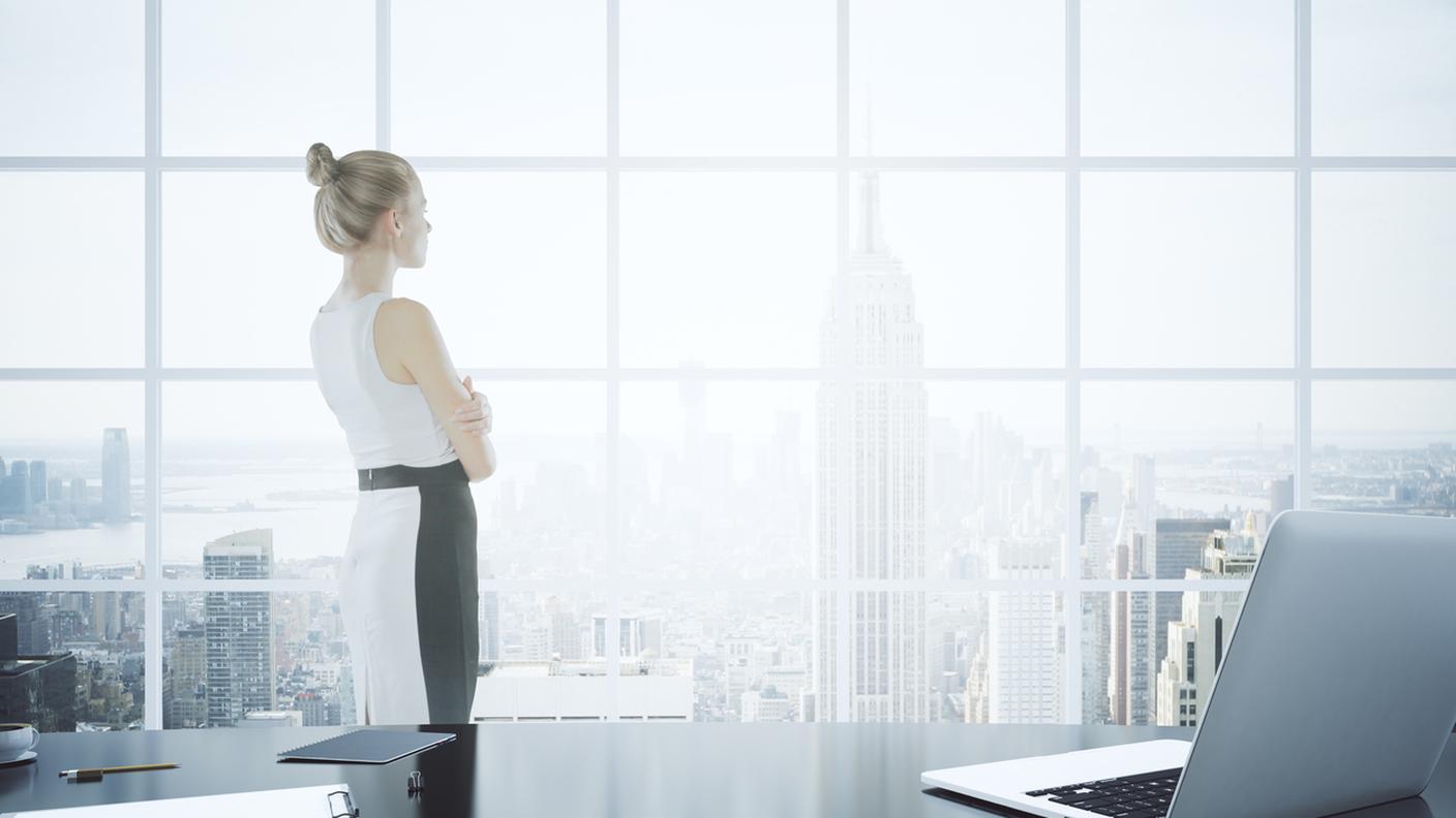 iStock-Donna potere