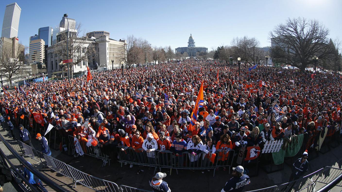 Tutti in piazza per i vincitori del Super Bowl