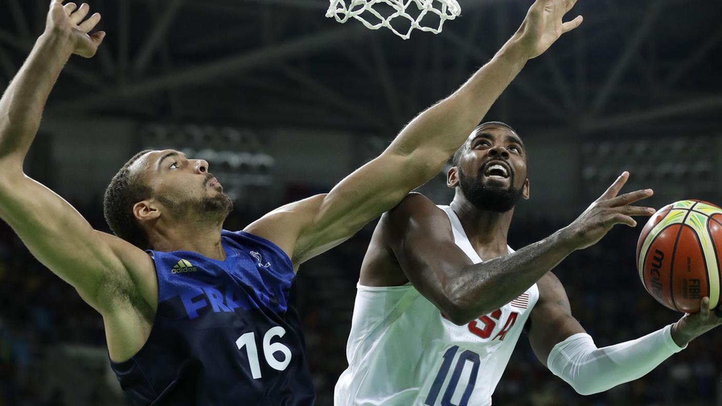 Gobert contrasta Irving