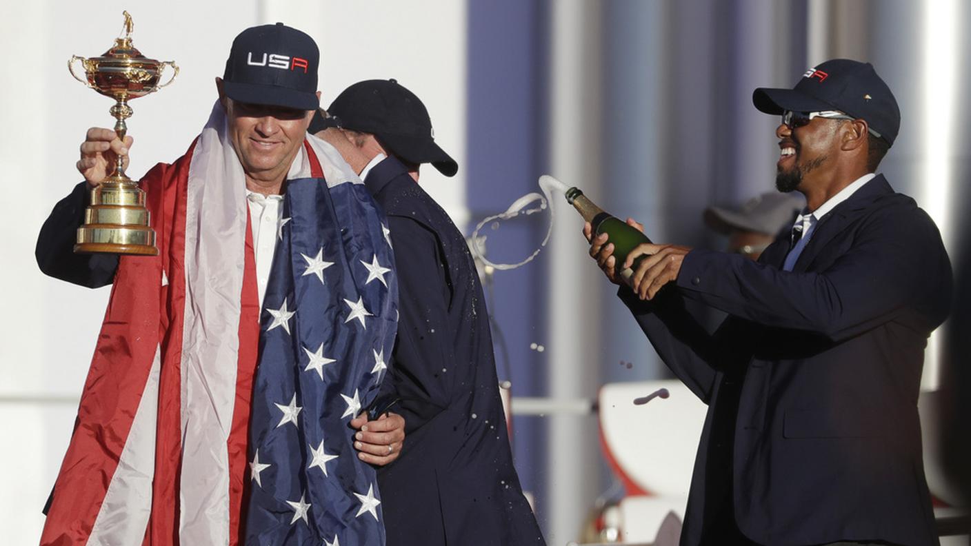L'esntusiasmo di Tiger Woods e del capitano Davis Love III