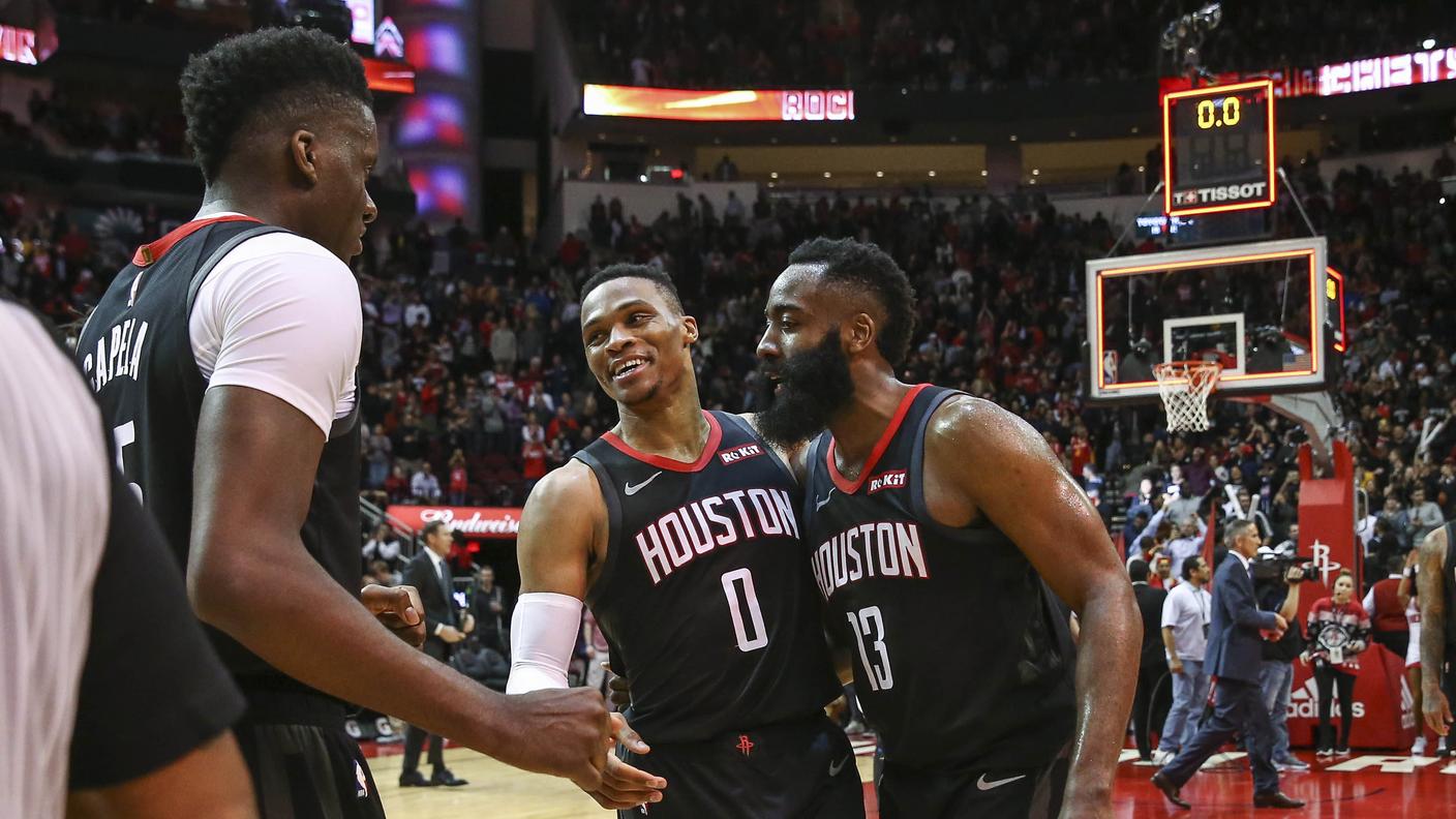 Gordon decisivo contro Utah in assenza di Harden, Westbrook e Capela